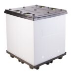 A OPTEBULK4845-52 sleeve pack with a black lid and pallet.