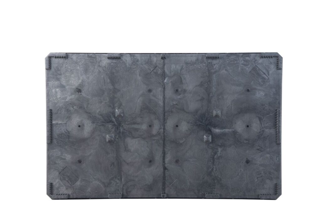 Top view of CHDRT7848 lid for bulk container on white background